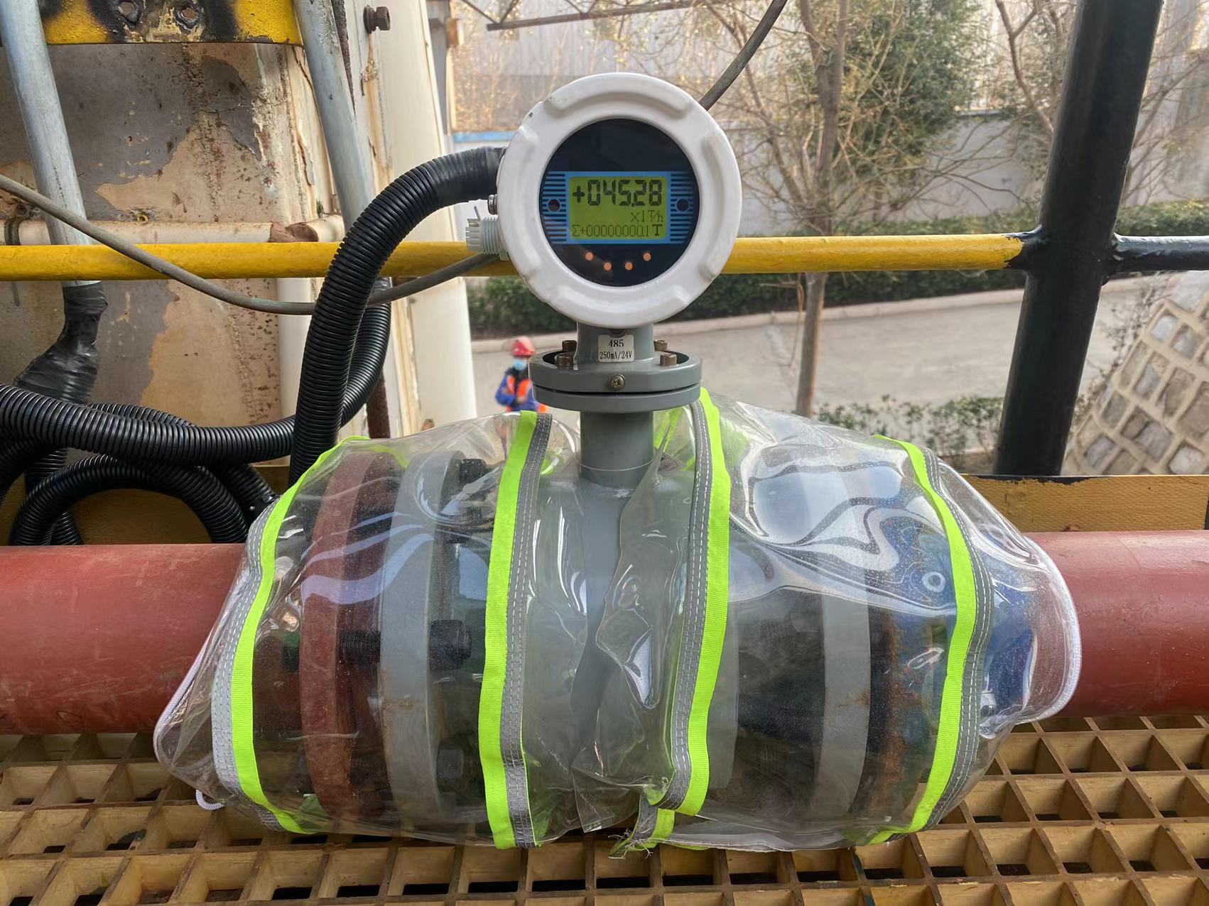 电磁流量计在氯碱厂作为定量装车的应用现场
